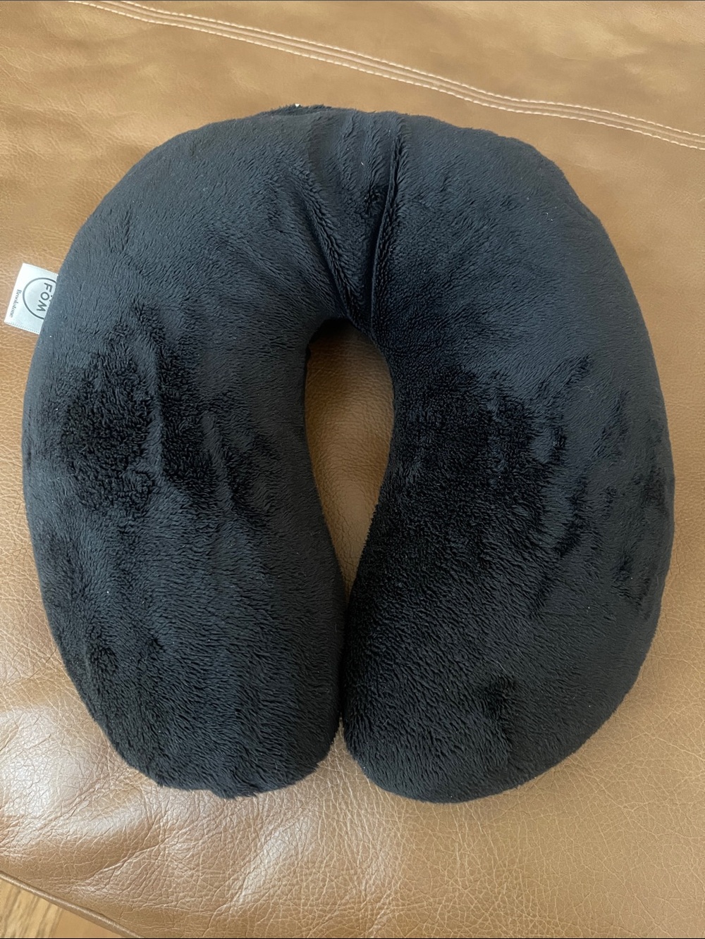 Brookstone Plush Black U-Shaped Neck Pillow - Travel Comfort